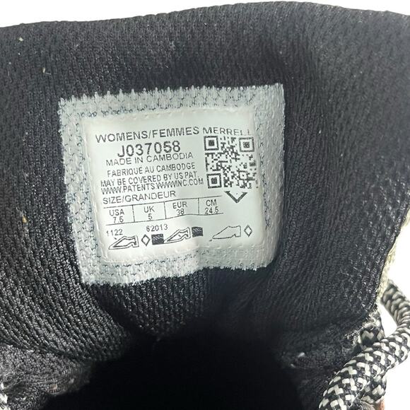 Merrell Women's Alverstone 2 Hiking Sneaker Women’s 7.5 Athletic Shoe Aluminum - Picture 16 of 16